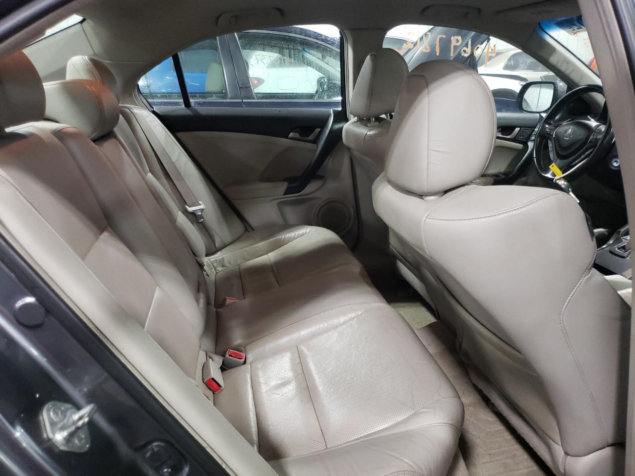 Photo 6 from auction – 2010 ACURA TSX with VIN JH4CU2F63AC007810