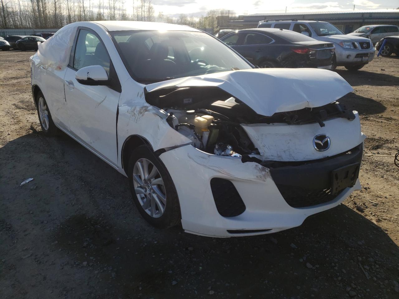 MAZDA 3 I 2012 with VIN JM1BL1V7XC1595644 - Photo from auction