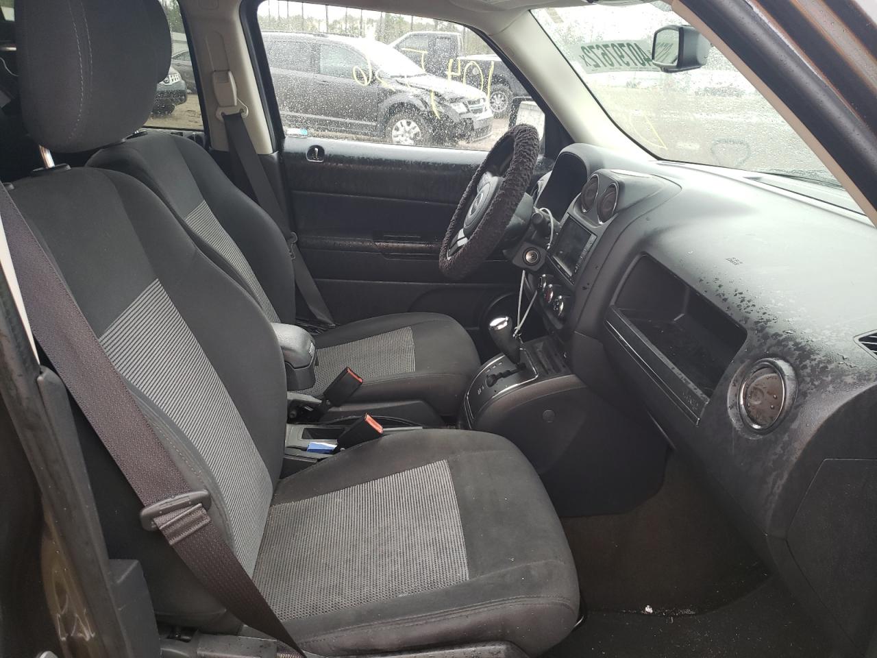 Photo 5 from auction – 2016 JEEP PATRIOT SP with VIN 1C4NJPBB7GD561308