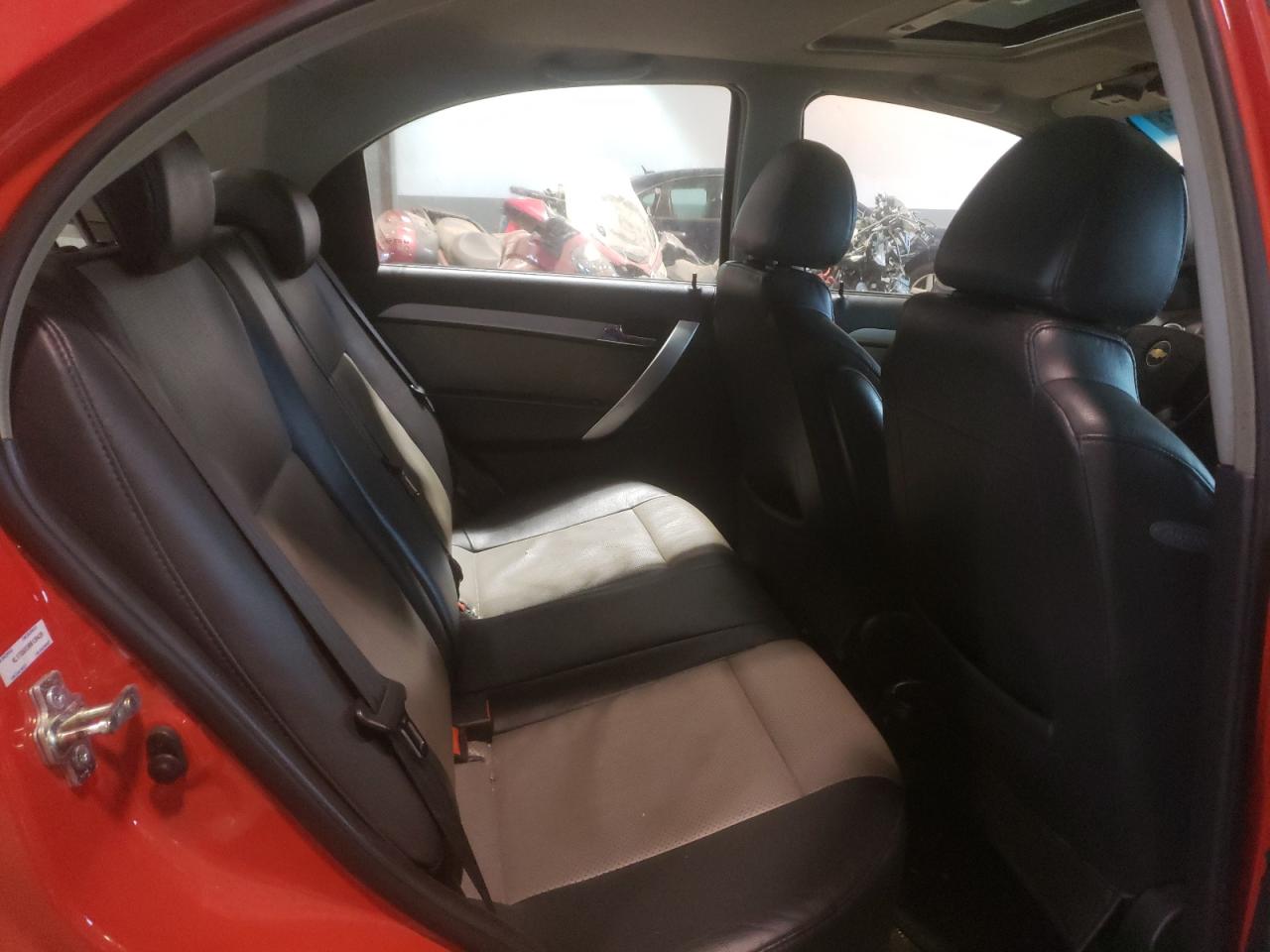 Photo 6 from auction – 2011 CHEVROLET AVEO LT with VIN KL1TG5DE9BB139439