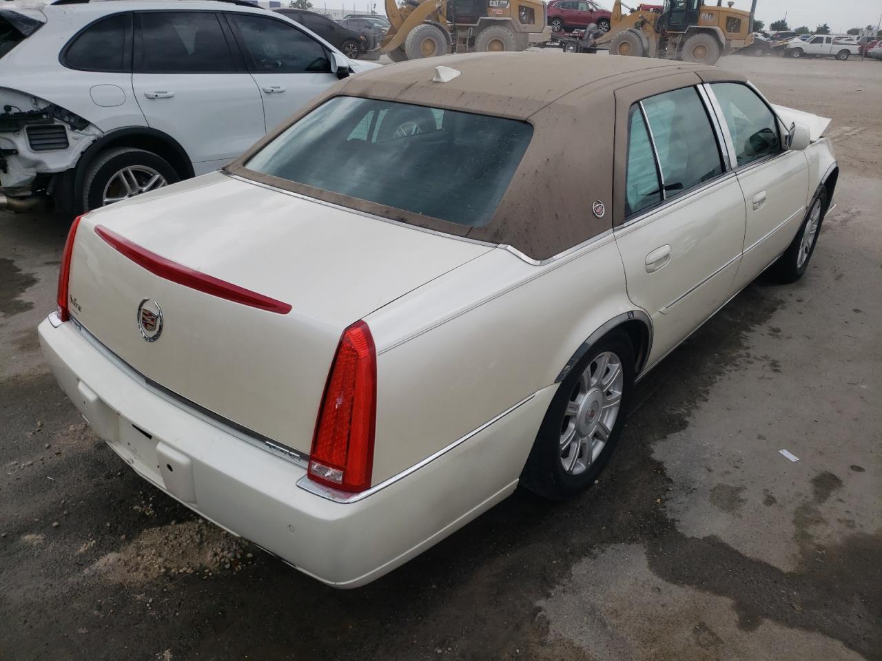 Photo 4 from auction – 2009 CADILLAC DTS with VIN 1G6KD57Y69U134736