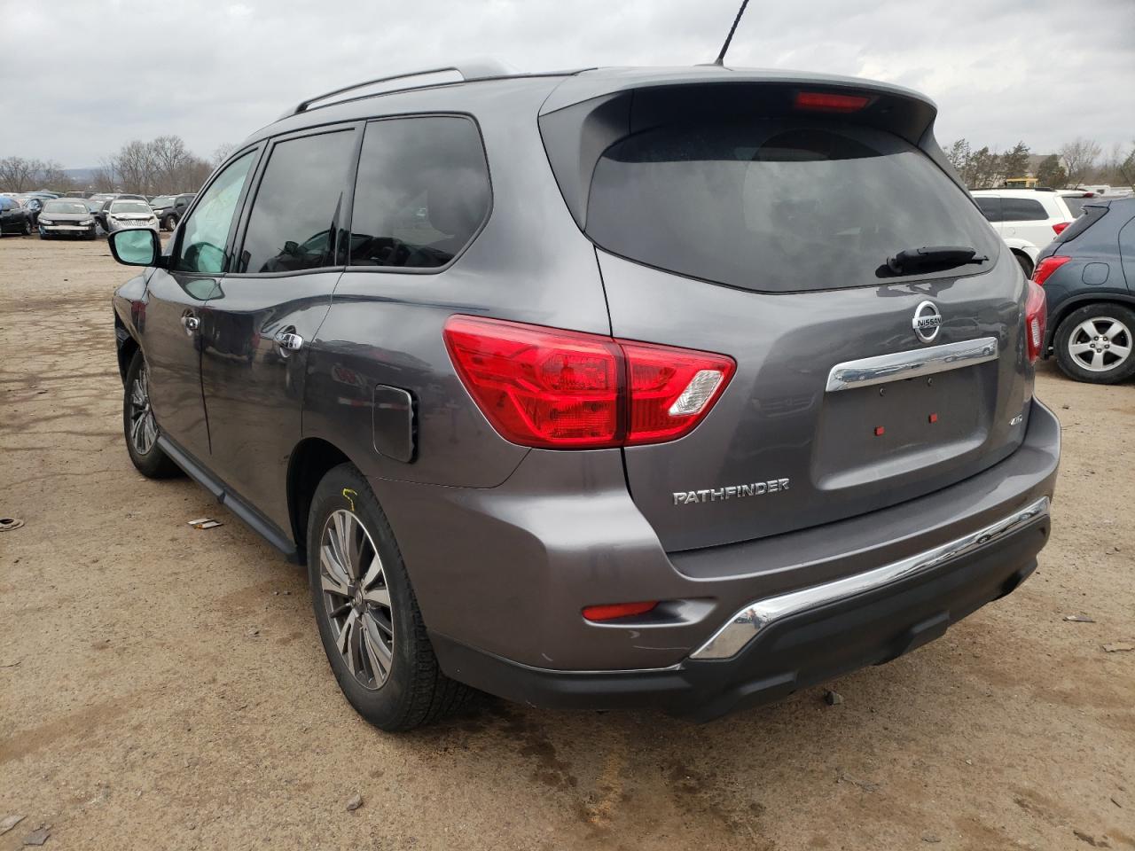 Photo 3 from auction – 2017 NISSAN PATHFINDER with VIN 5N1DR2MM1HC692114