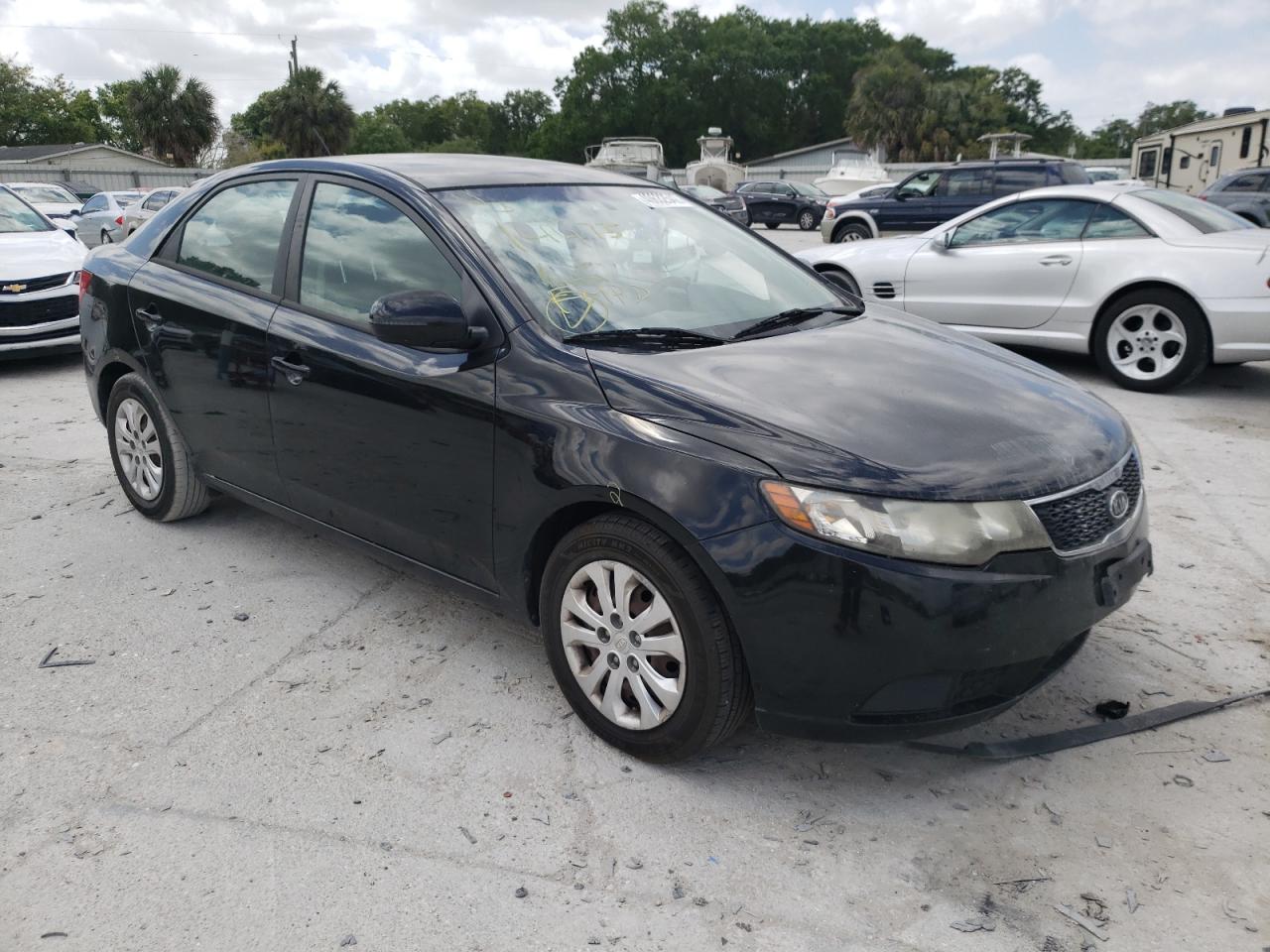 KIA FORTE EX 2013 with VIN KNAFU4A20D5703772 - Photo from auction