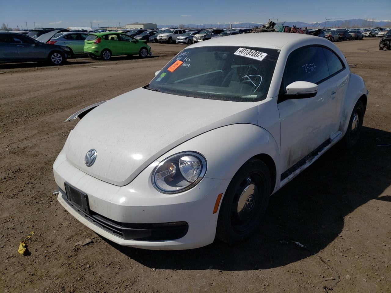 Photo 2 from auction – 2014 VOLKSWAGEN BEETLE with VIN 3VWJP7AT5EM613251