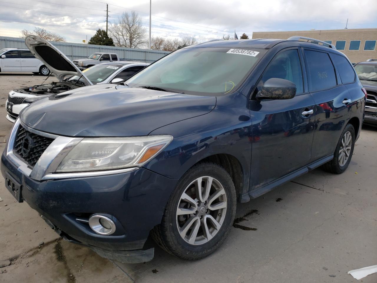 Photo 2 from auction – 2016 NISSAN PATHFINDER with VIN 5N1AR2MM2GC655218