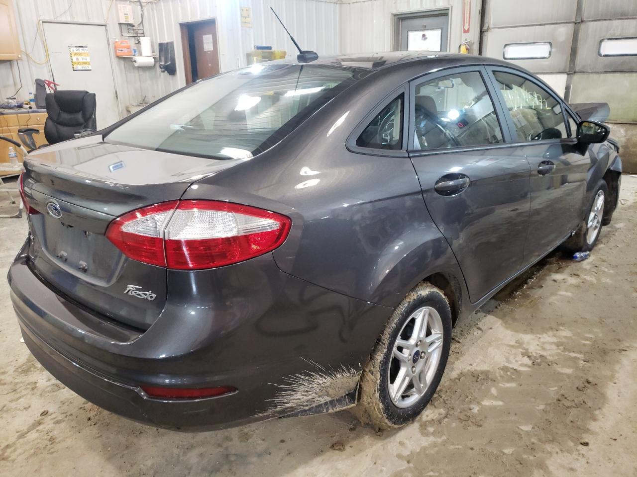 Photo 4 from auction – 2018 FORD FIESTA SE with VIN 3FADP4BJ6JM140911