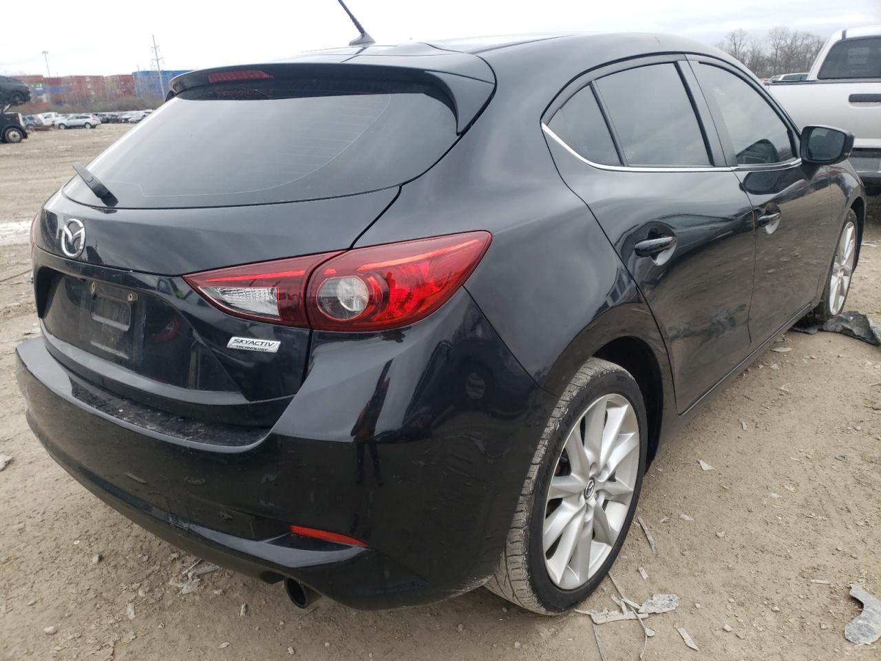Photo 4 from auction – 2017 MAZDA 3 TOURING with VIN JM1BN1L36H1133650