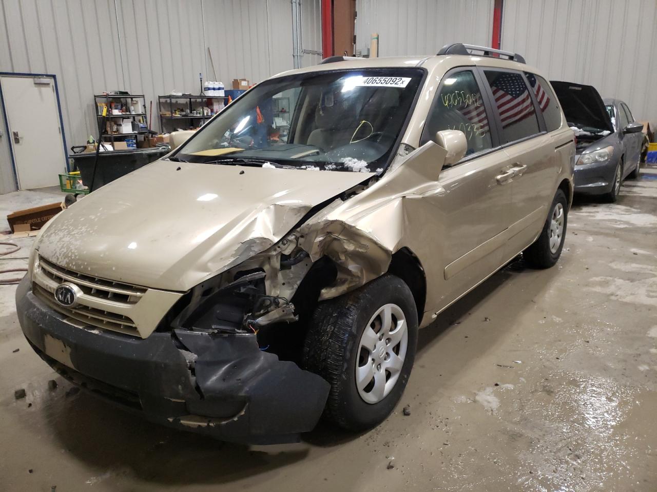 Photo 2 from auction – 2009 KIA SEDONA with VIN KNDMB133X96279345