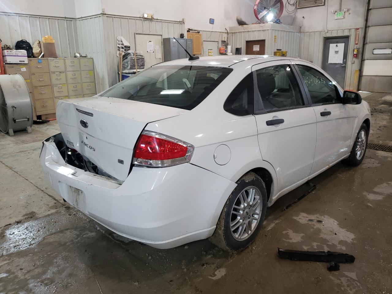 Photo 16 from auction – 2009 FORD FOCUS SE with VIN 1FAHP35N99W182432