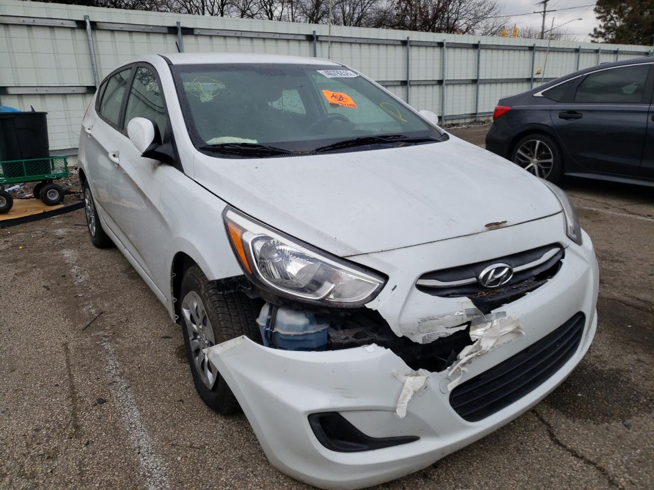 HYUNDAI ACCENT SE 2017 with VIN KMHCT5AE4HU356656 - Photo from auction