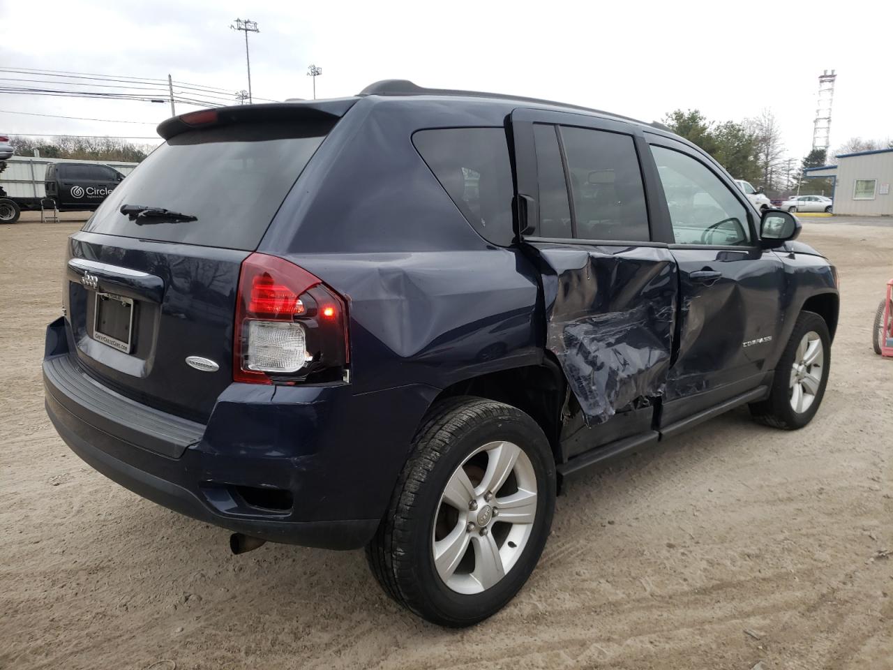 Photo 4 from auction – 2014 JEEP COMPASS LA with VIN 1C4NJDEB5ED646297