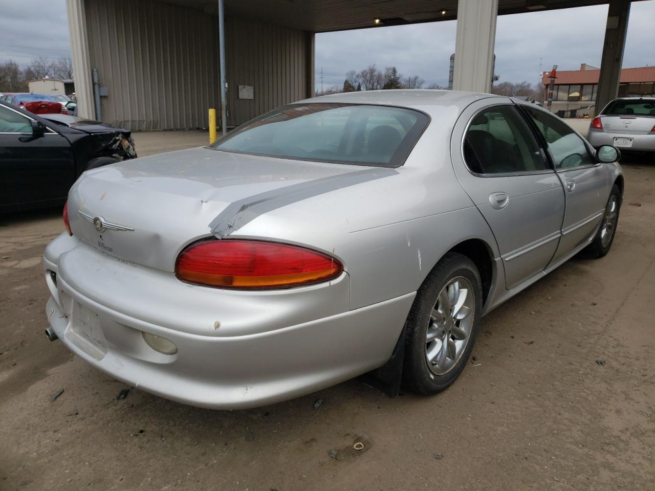 Photo 4 from auction – 2002 CHRYSLER CONCORDE L with VIN 2C3AD56G92H248454