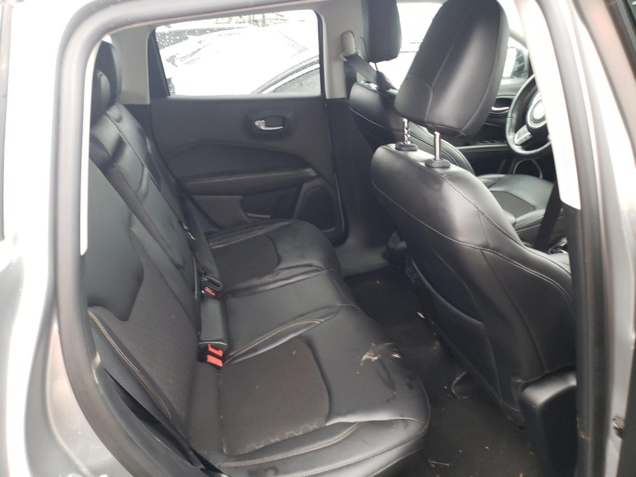 Photo 6 from auction – 2018 JEEP COMPASS LA with VIN 3C4NJDBB3JT116080