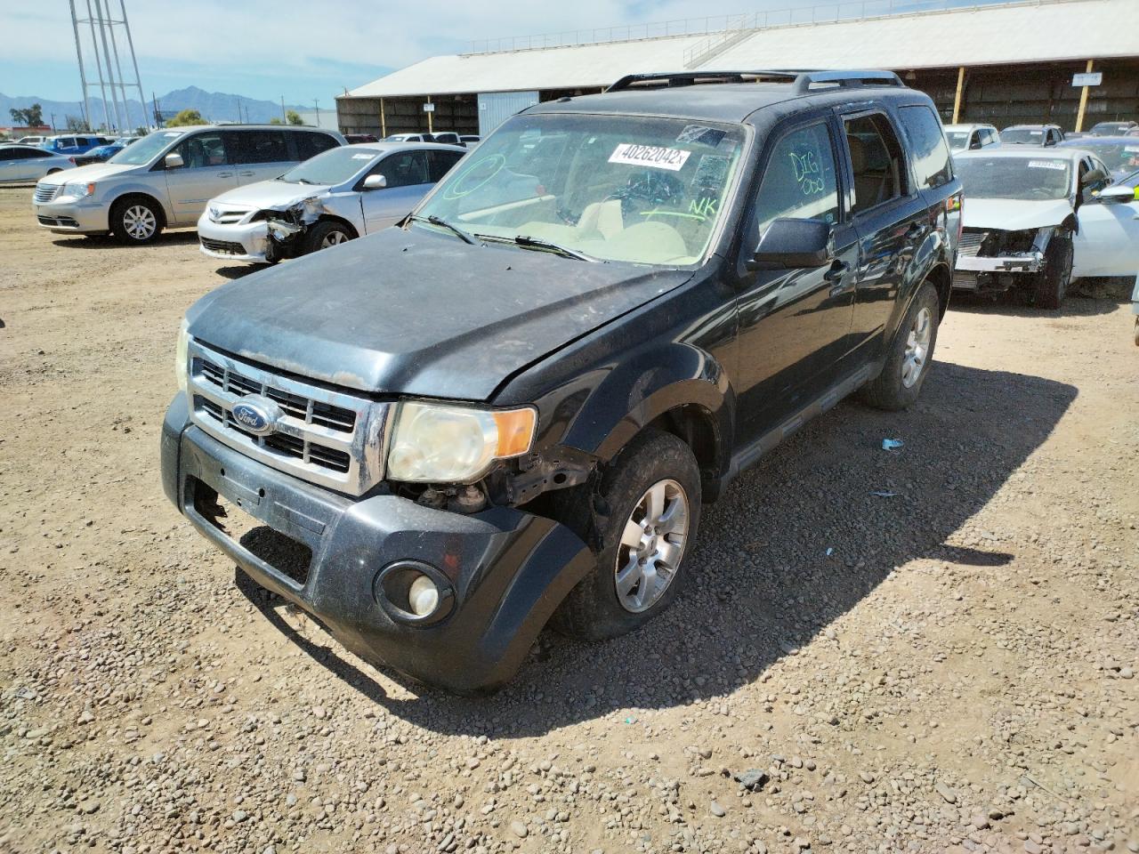 Photo 2 from auction – 2011 FORD ESCAPE LIM with VIN 1FMCU9EGXBKA33912