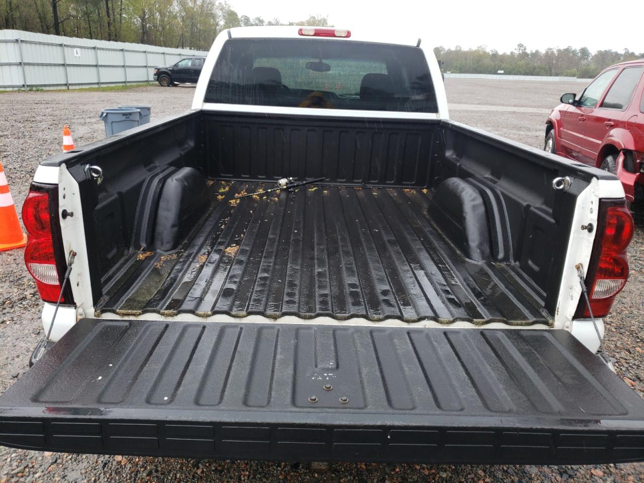 Photo 9 from auction – 2005 CHEVROLET silverado with VIN 1GCEK19B65E126917