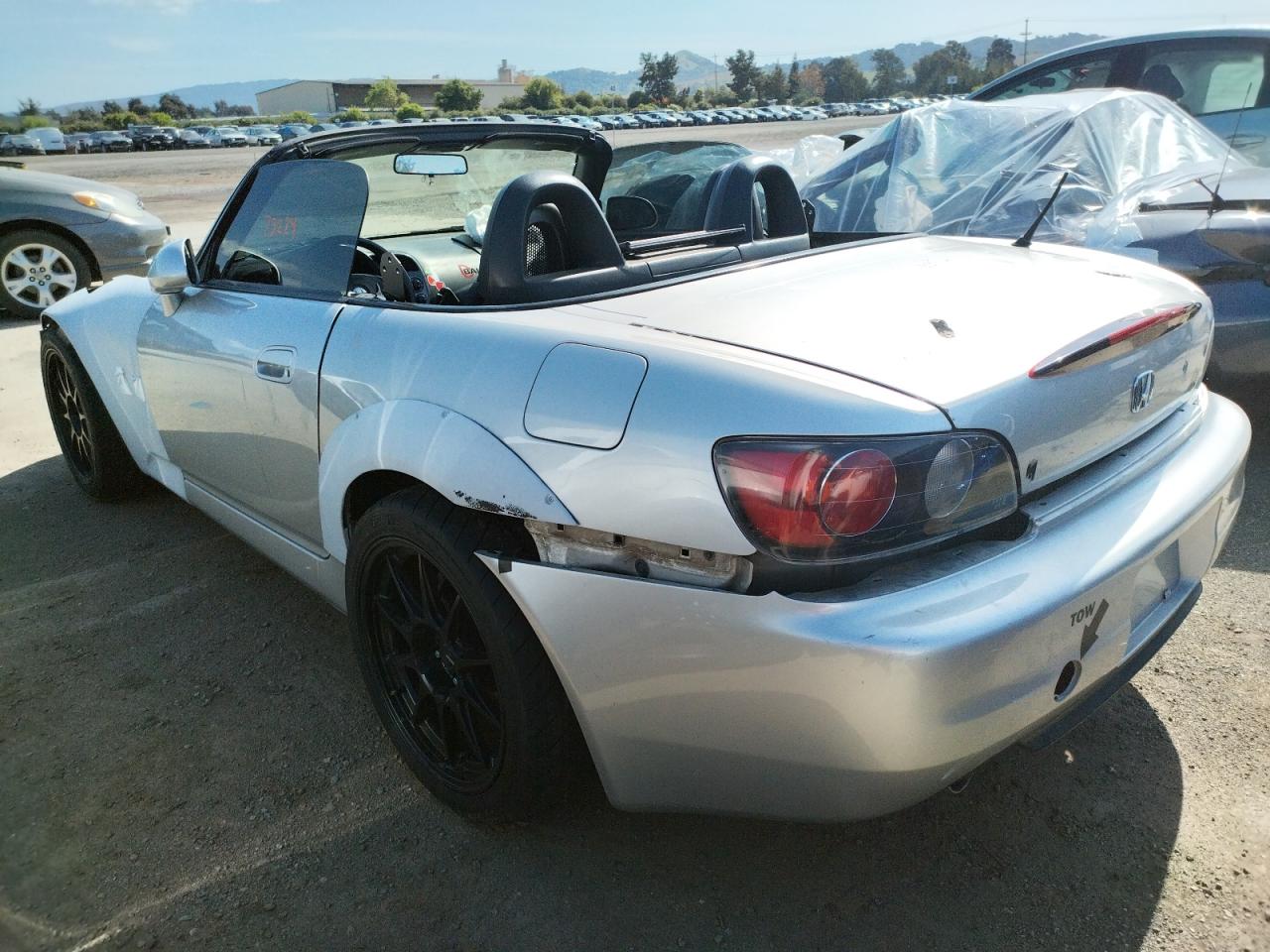 Photo 19 from auction – 2002 HONDA S2000 with VIN JHMAP11412T003366