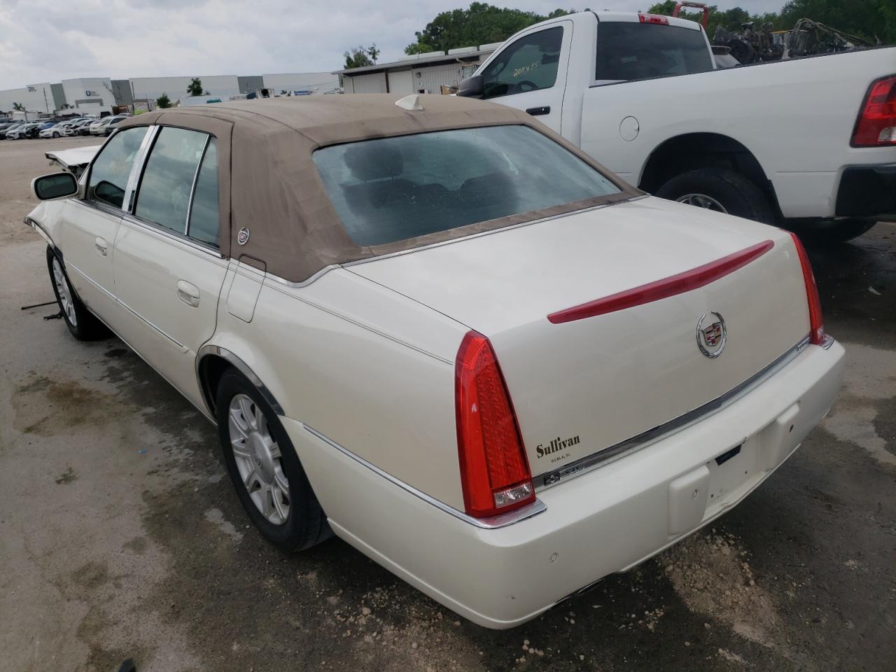 Photo 3 from auction – 2009 CADILLAC DTS with VIN 1G6KD57Y69U134736