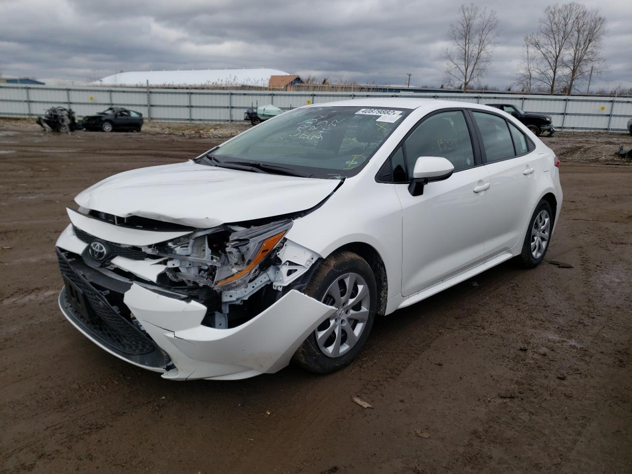 Photo 2 from auction – 2022 TOYOTA COROLLA LE with VIN 5YFEPMAE2NP272856