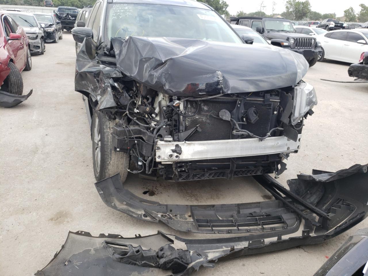 Photo 9 from auction – 2018 NISSAN PATHFINDER with VIN 5N1DR2MN8JC651672
