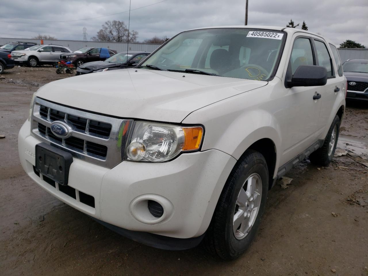 Photo 2 from auction – 2009 FORD ESCAPE XLS with VIN 1FMCU02709KA62491