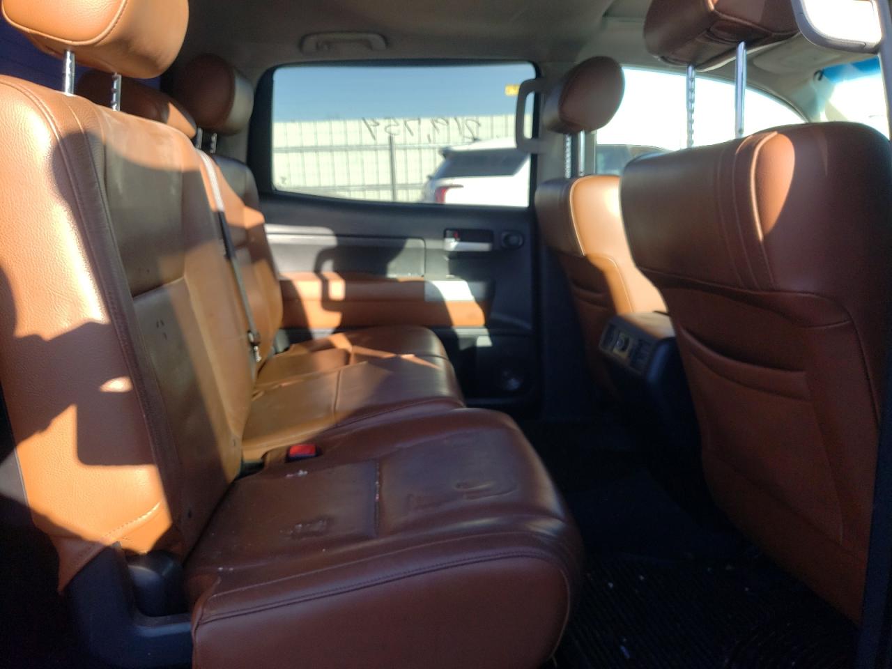 Photo 6 from auction – 2007 TOYOTA TUNDRA with VIN 5TBDV58137S477163