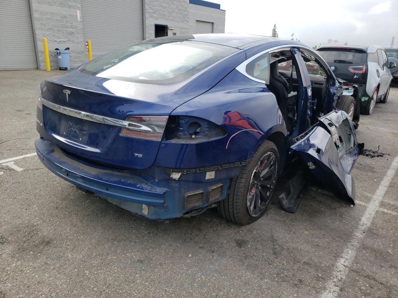 Photo 4 from auction – 2016 TSMR MODEL S with VIN 5YJSA1E1XGF152845