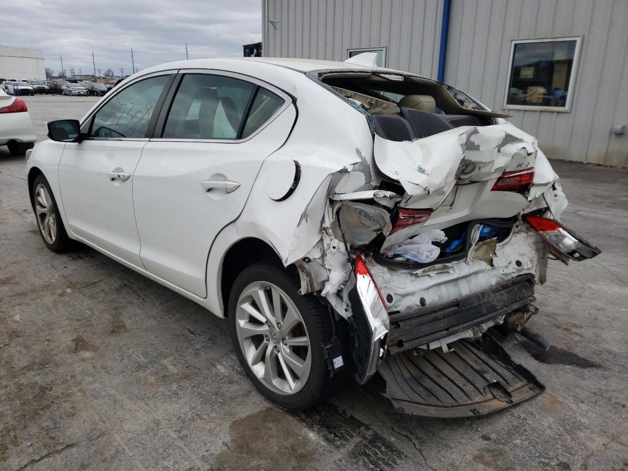 Photo 3 from auction – 2016 ACURA ILX PREMIU with VIN 19UDE2F75GA004036