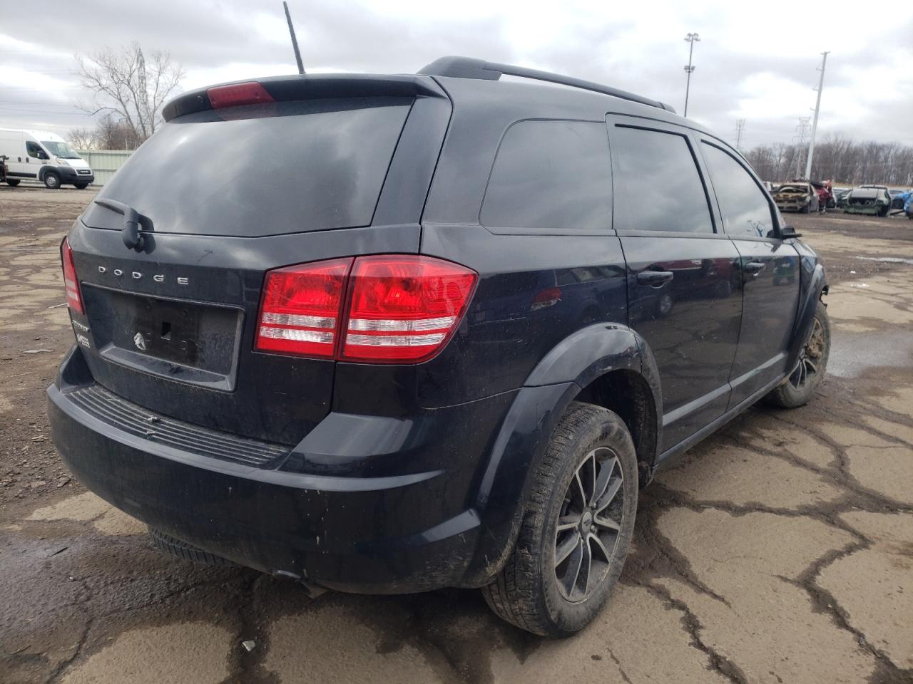 Photo 4 from auction – 2018 DODGE JOURNEY SE with VIN 3C4PDCAB4JT535745