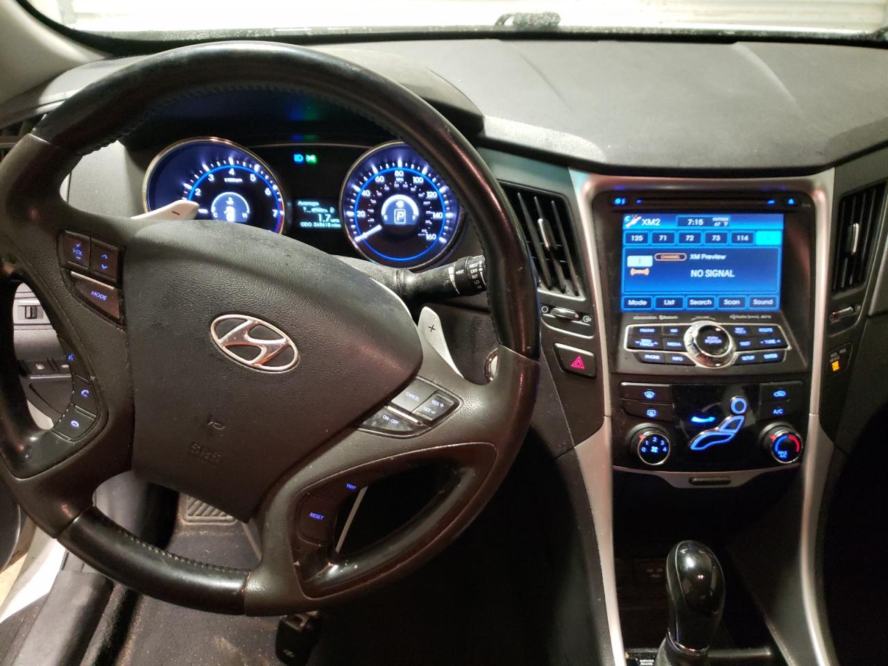Photo 9 from auction – 2012 HYUNDAI SONATA SE with VIN 5NPEC4AC5CH433382