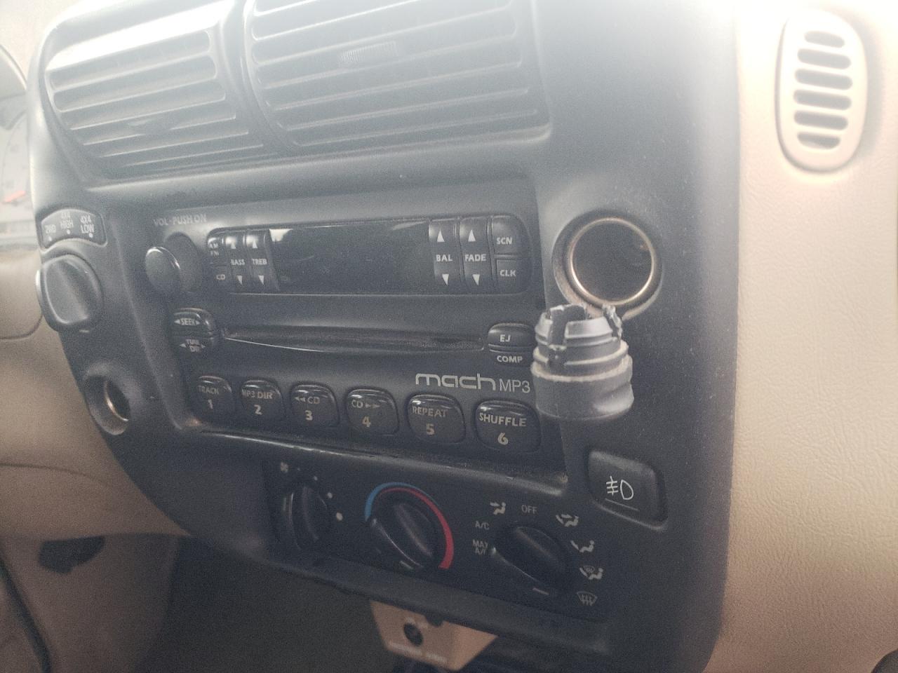 Photo 9 from auction – 2003 FORD RANGER SUP with VIN 1FTZR45E03TA35486