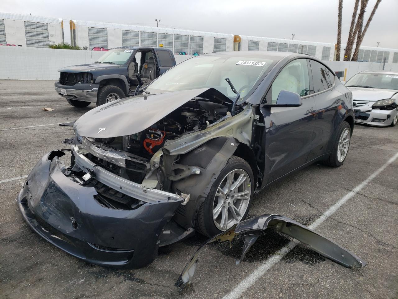Photo 2 from auction – 2020 TESLA MODEL Y with VIN 5YJYGDEE3LF052190