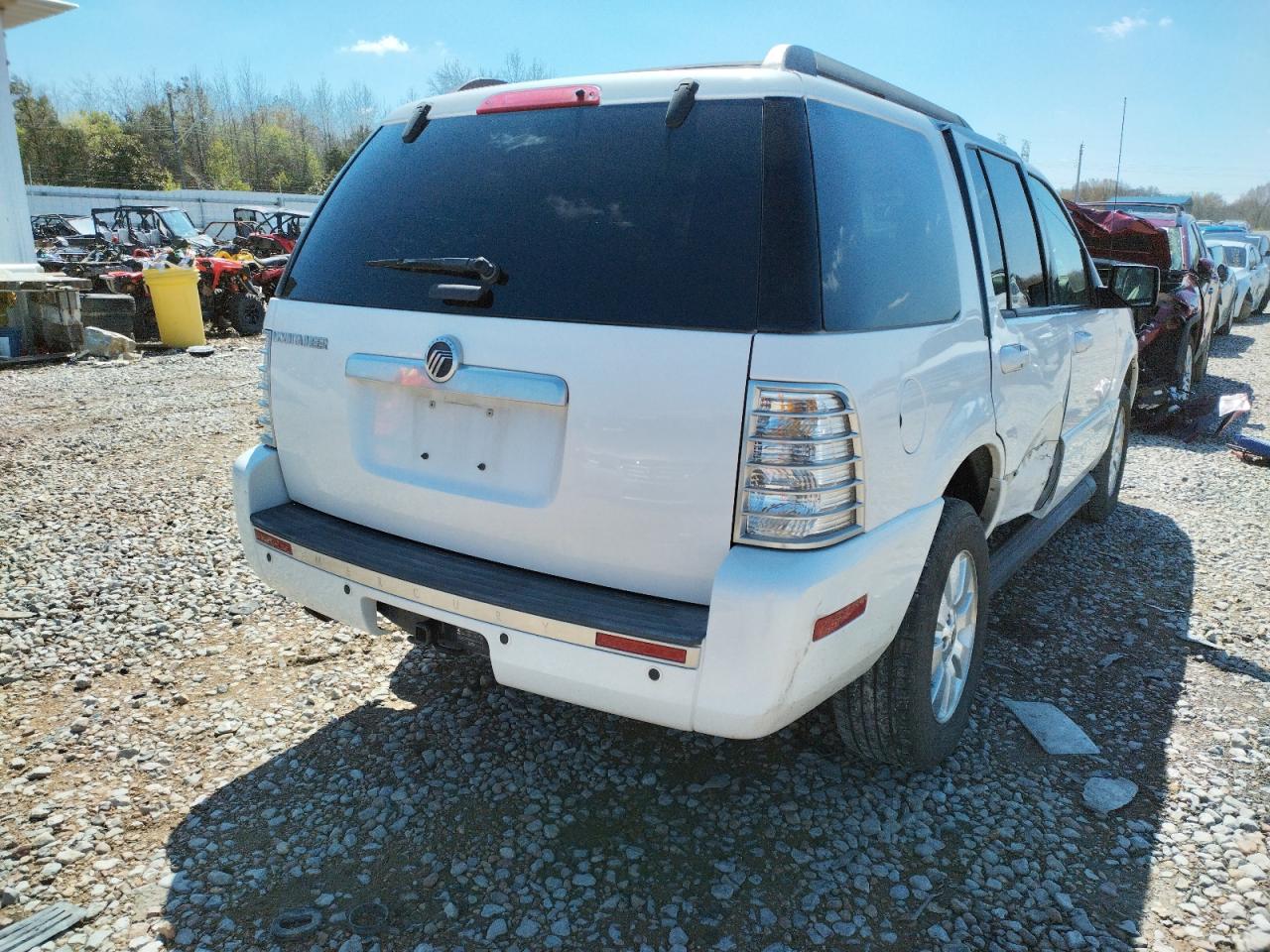 Photo 4 from auction – 2010 MERCURY MOUNTAINEE with VIN 4M2EN3HE4AUJ07355