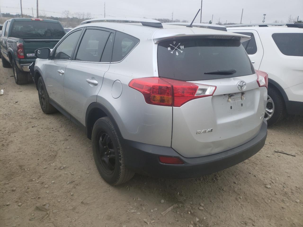 Photo 3 from auction – 2013 TOYOTA RAV4 LE with VIN JTMBFREV1D5001635