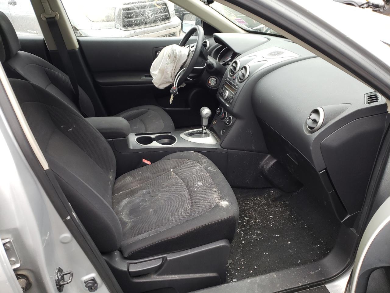 Photo 5 from auction – 2011 NISSAN ROGUE S with VIN JN8AS5MV4BW263050