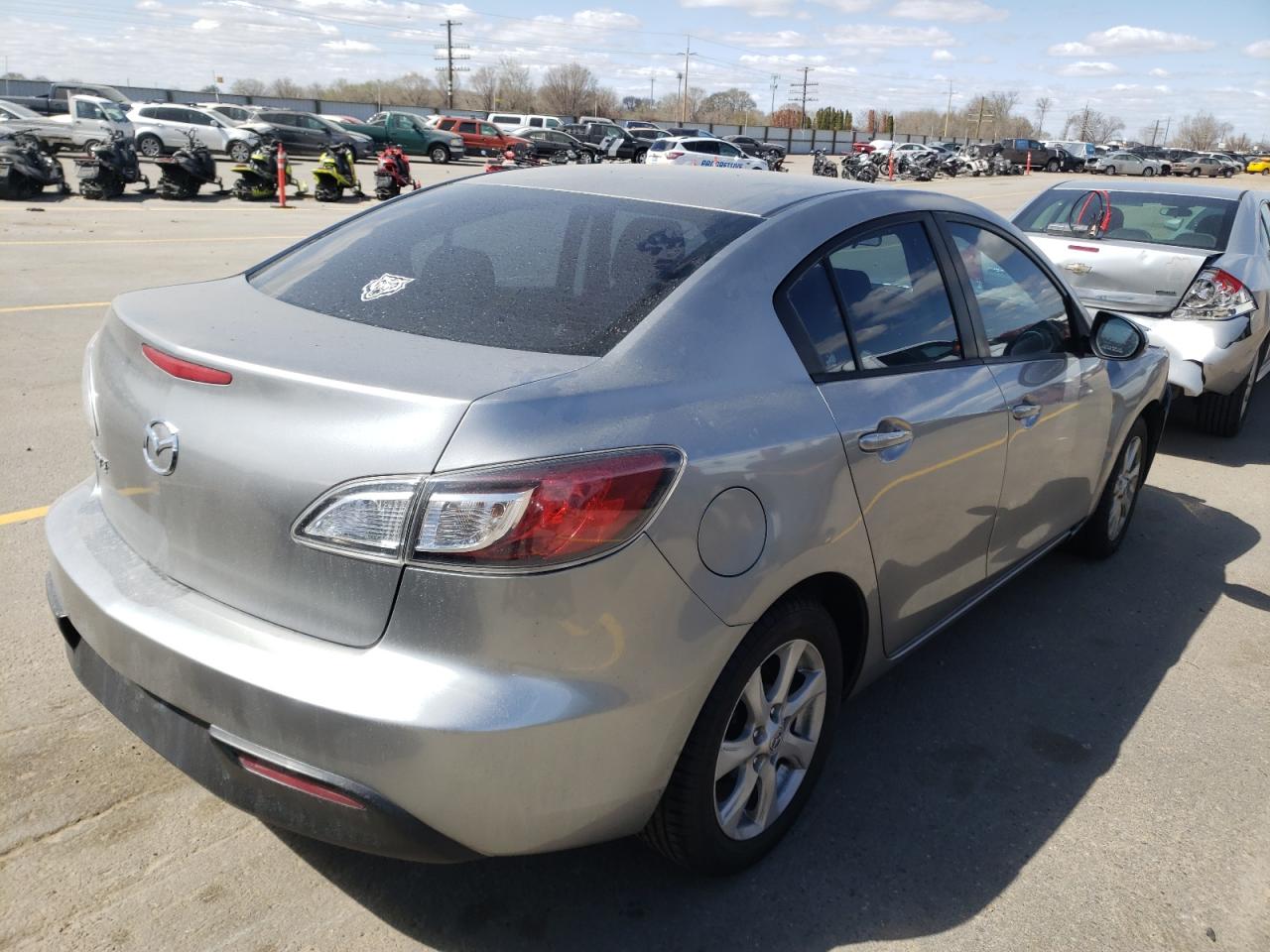 صورة رقم 4 من المزاد - 2010 MAZDA 3 I مع VIN JM1BL1SG3A1273641