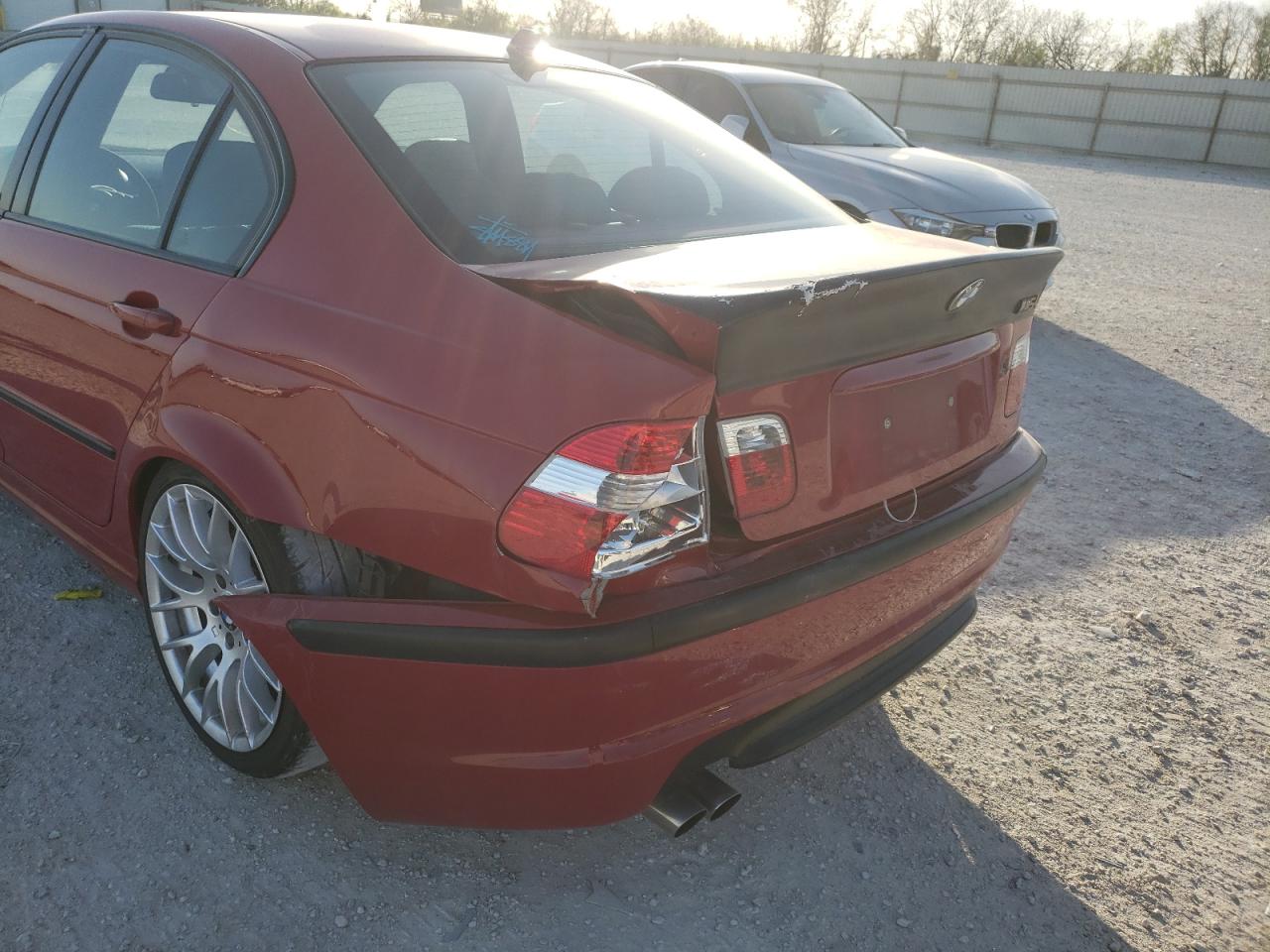 Photo 9 from auction – 2005 BMW 330 I with VIN WBAEV53415KM08194