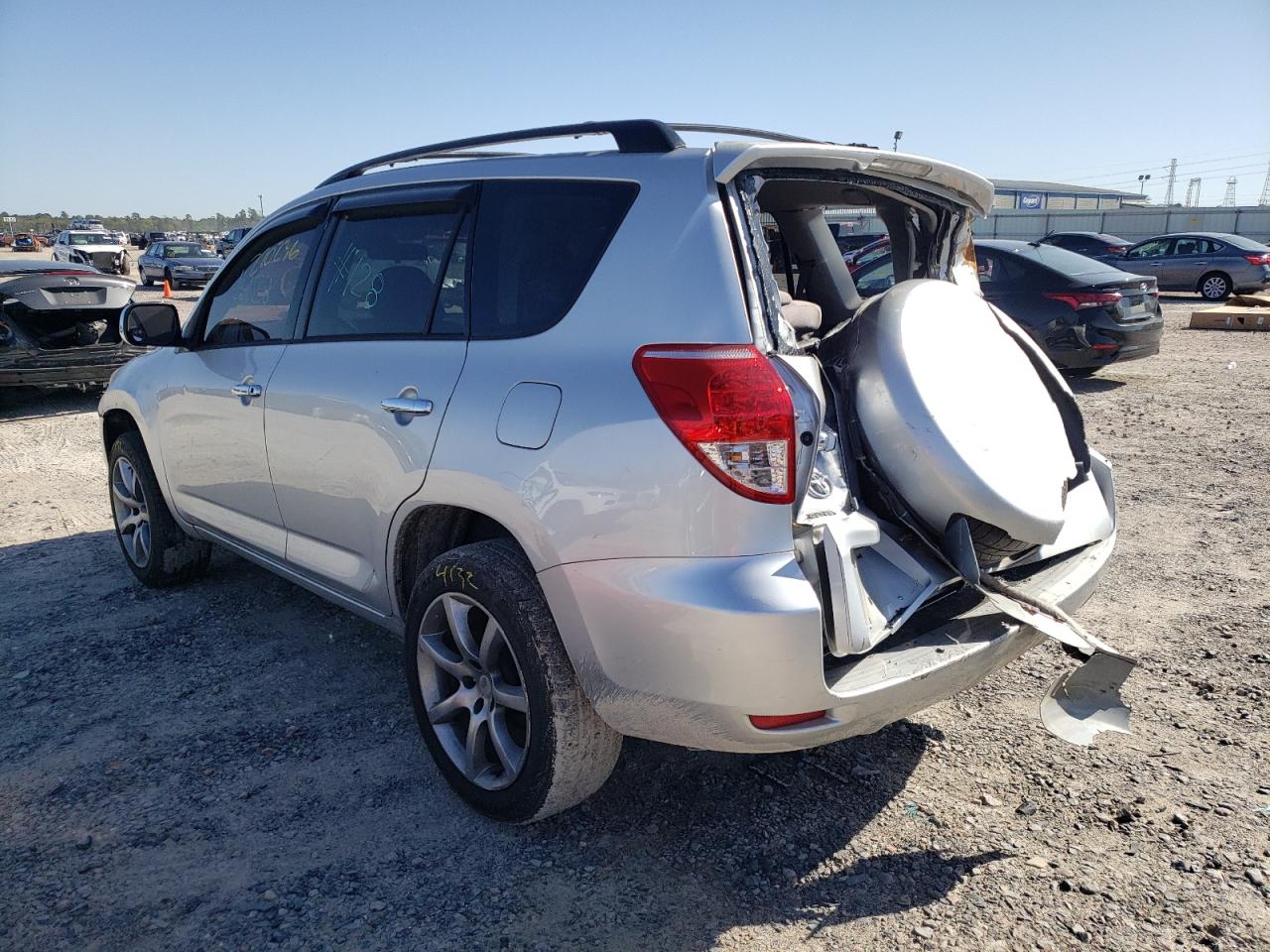 Photo 3 from auction – 2006 TOYOTA RAV4 with VIN JTMZD33V166003337