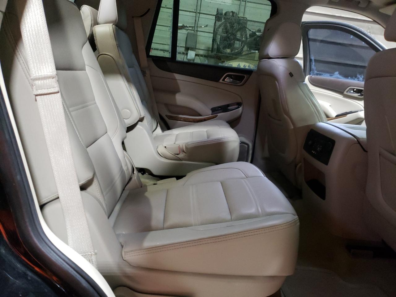 Photo 6 from auction – 2015 GMC YUKON DENA with VIN 1GKS2CKJXFR732283