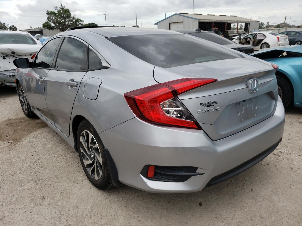 Foto 3 de la subasta – 2016 HONDA CIVIC EX con VIN 19XFC2F77GE093392