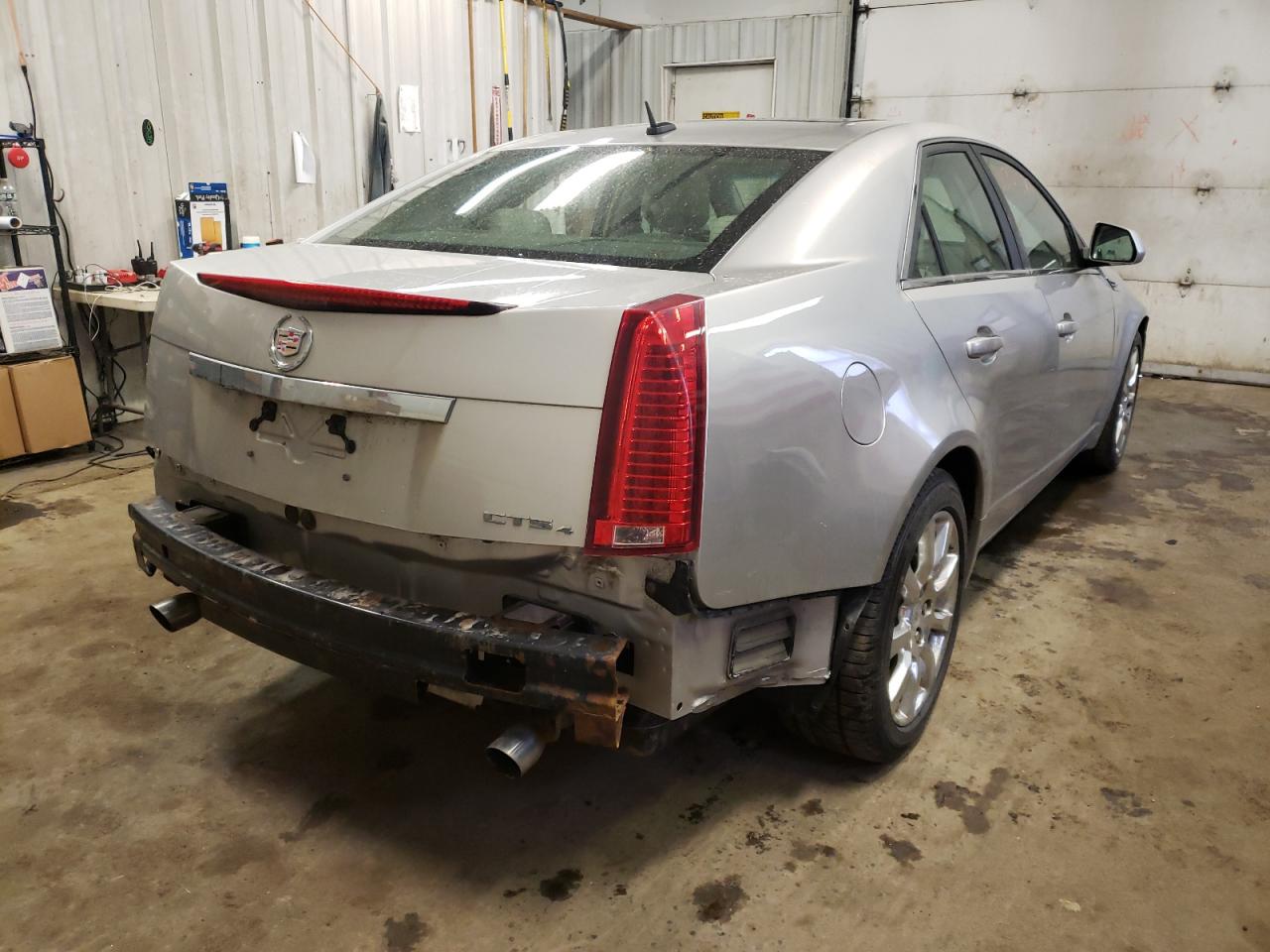 Фото 4 с аукциона – 2008 CADILLAC CTS с VIN 1G6DG577880180646