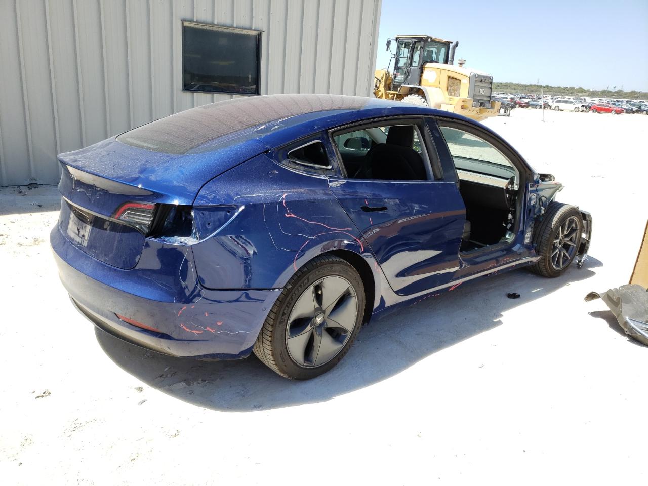 Photo 4 from auction – 2018 TESLA MODEL 3 with VIN 5YJ3E1EA0JF026087
