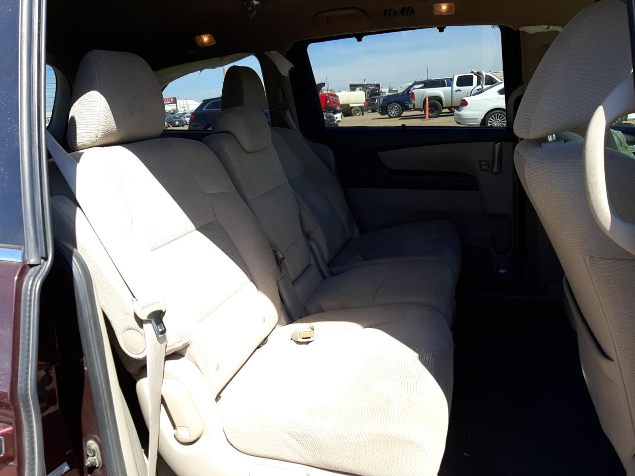 Photo 6 from auction – 2011 HONDA ODYSSEY EX with VIN 5FNRL5H48BB061622