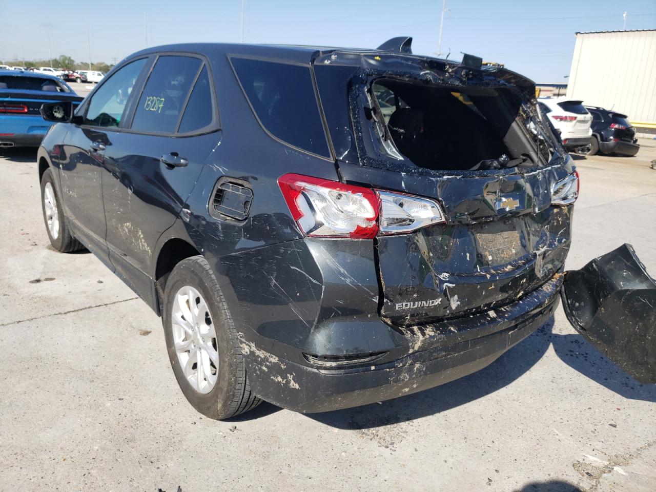 Photo 3 from auction – 2020 CHEVROLET EQUINOX LS with VIN 3GNAXHEV7LS642660
