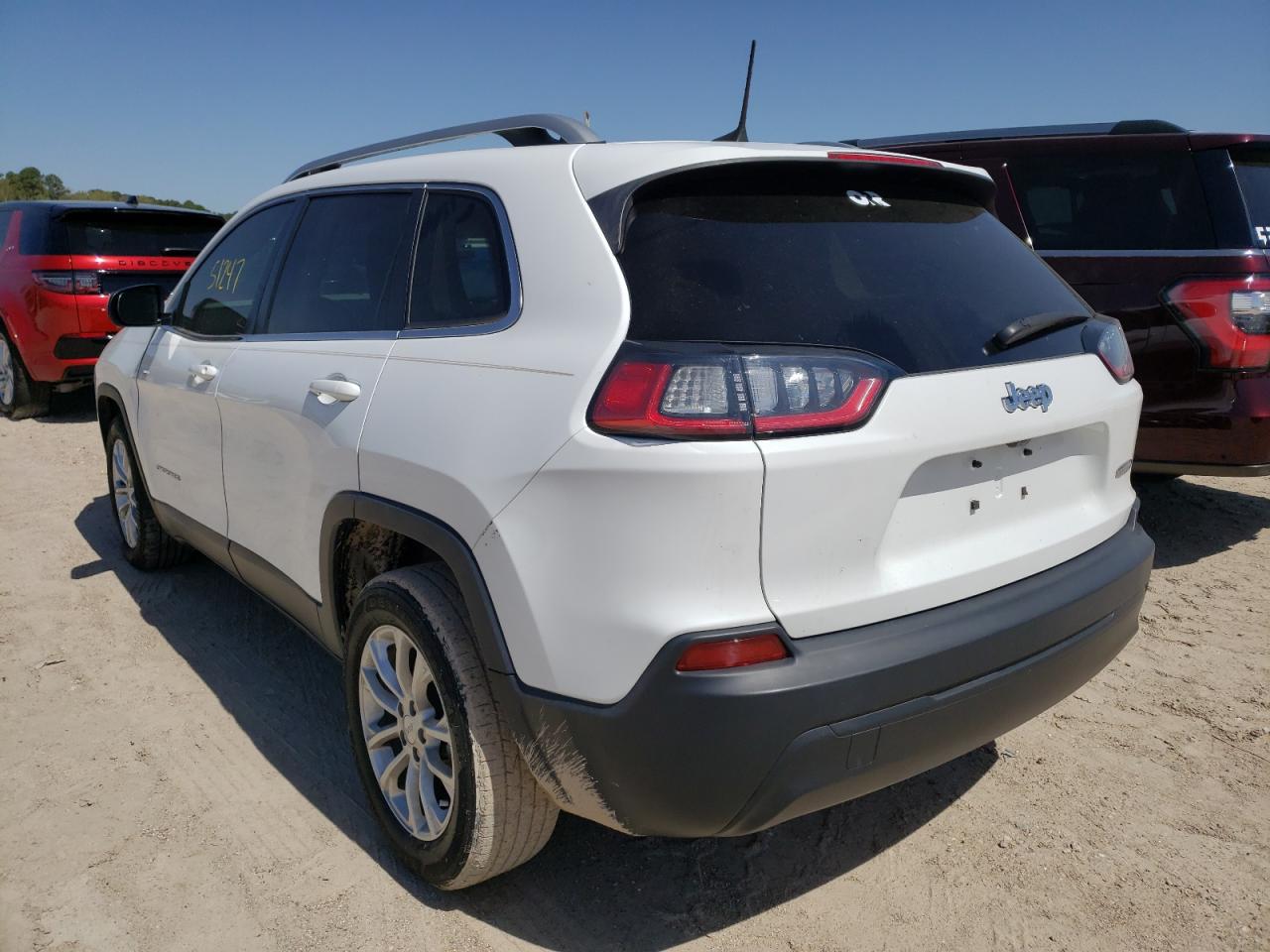 Photo 3 from auction – 2019 JEEP CHEROKEE L with VIN 1C4PJLCB3KD175509