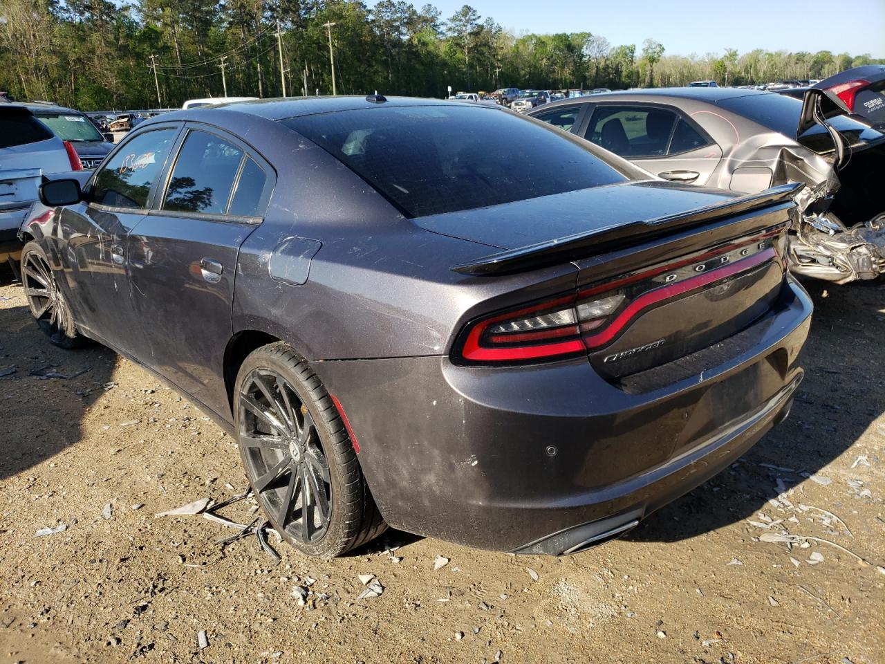 Foto 3 de la subasta – 2015 DODGE CHARGER SE con VIN 2C3CDXBG0FH856587