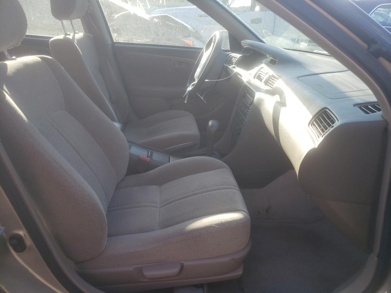 Photo 5 from auction – 2001 TOYOTA CAMRY CE with VIN JT2BG22K310580790