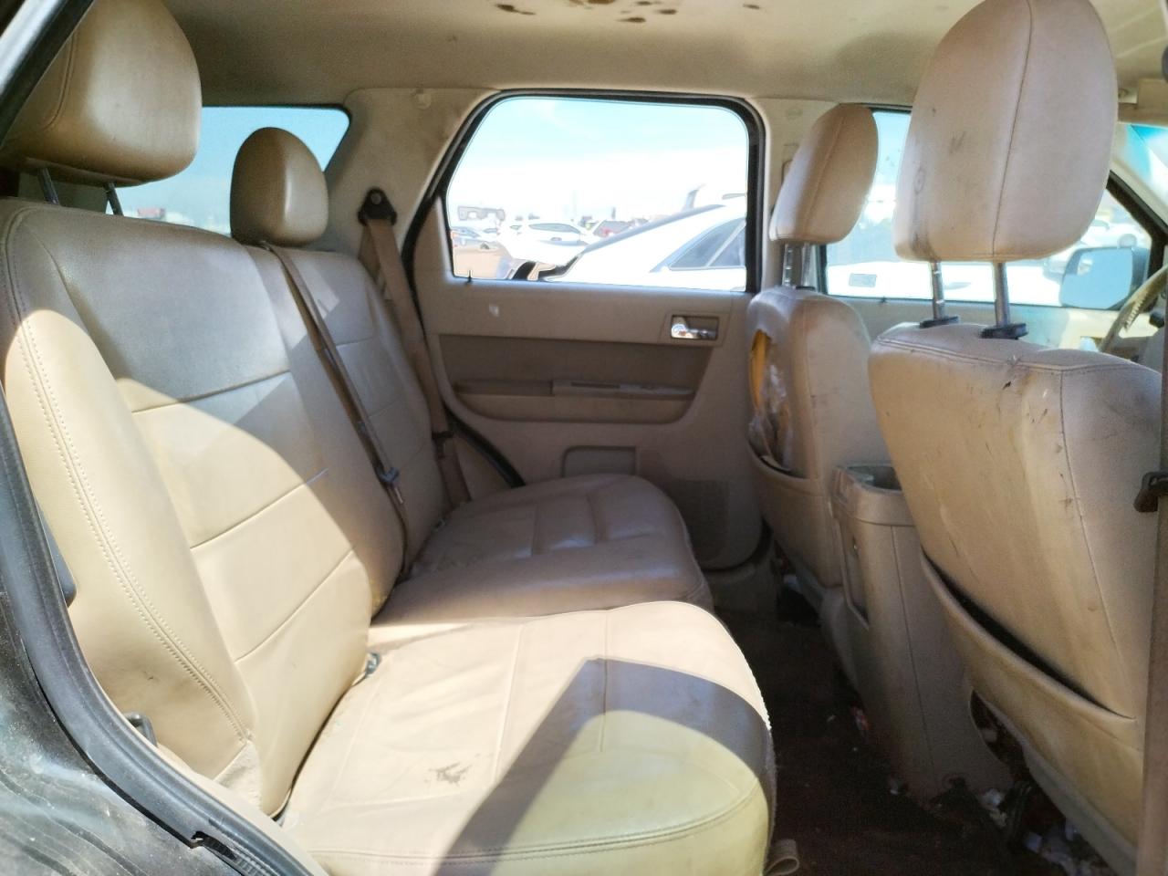 Photo 6 from auction – 2011 FORD ESCAPE LIM with VIN 1FMCU9EGXBKA33912