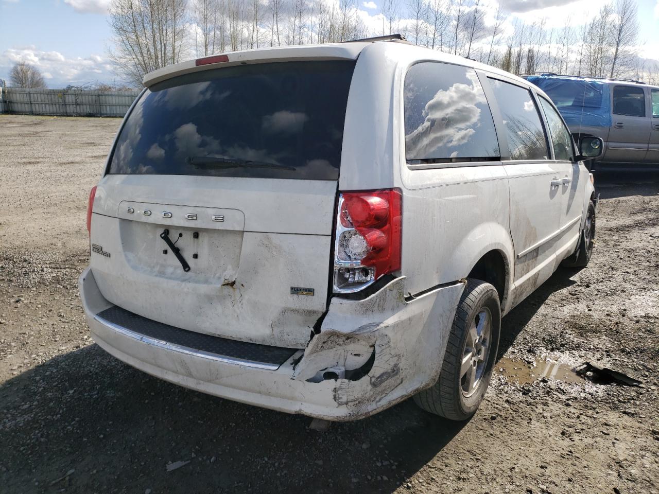 Photo 4 from auction – 2011 DODGE GRAND CARA with VIN 2D4RN3DG5BR680538