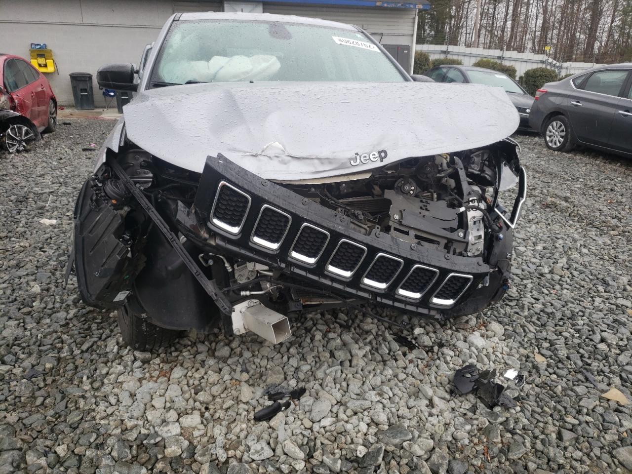 Photo 9 from auction – 2018 JEEP COMPASS SP with VIN 3C4NJCAB9JT182077