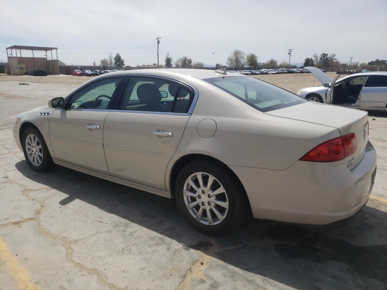 Photo 3 from auction – 2011 BUICK LUCERNE CX with VIN 1G4HC5EM3BU107991